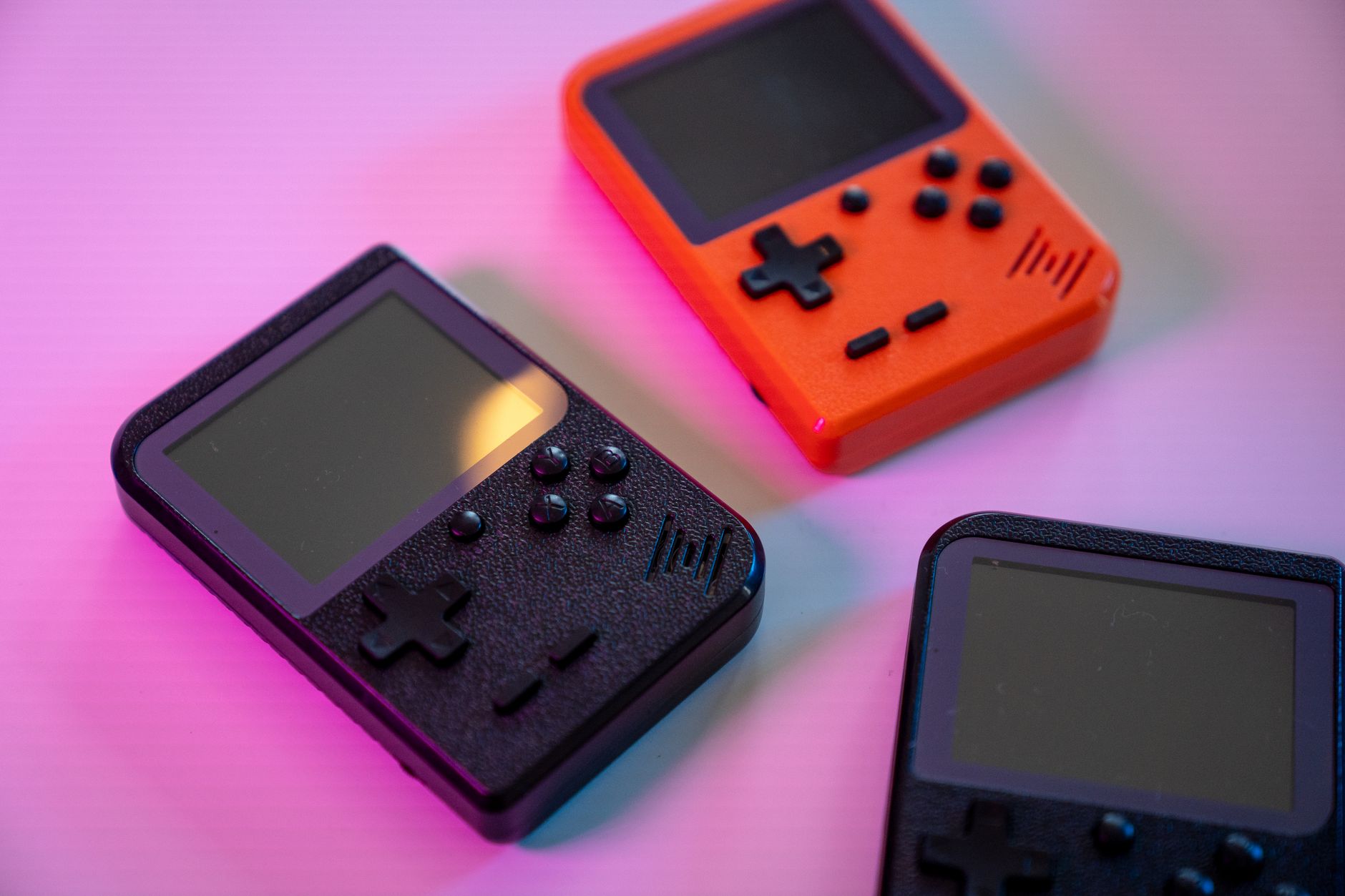 Teclado mecânico retroiluminado e fones gamer